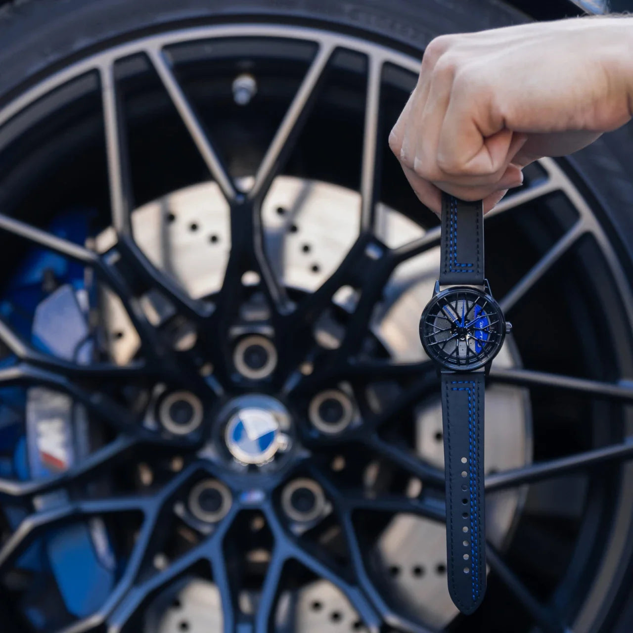 Motorsport-Felgen-Uhr